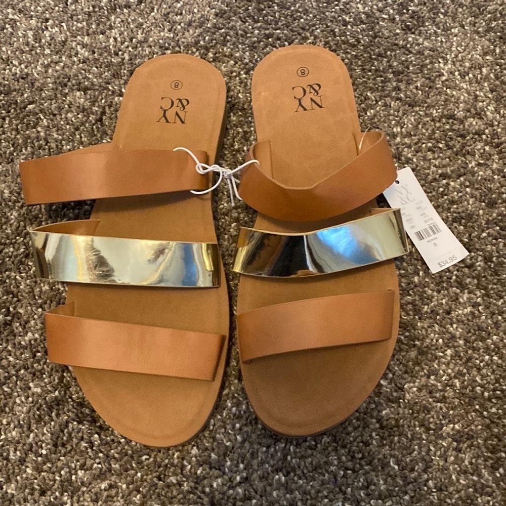 New York & Co Womens Sandals Tan Gold Metallic NWT